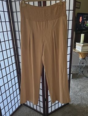 Linen/cotton Smocked Waist Wide-Leg Pants in Light Tan